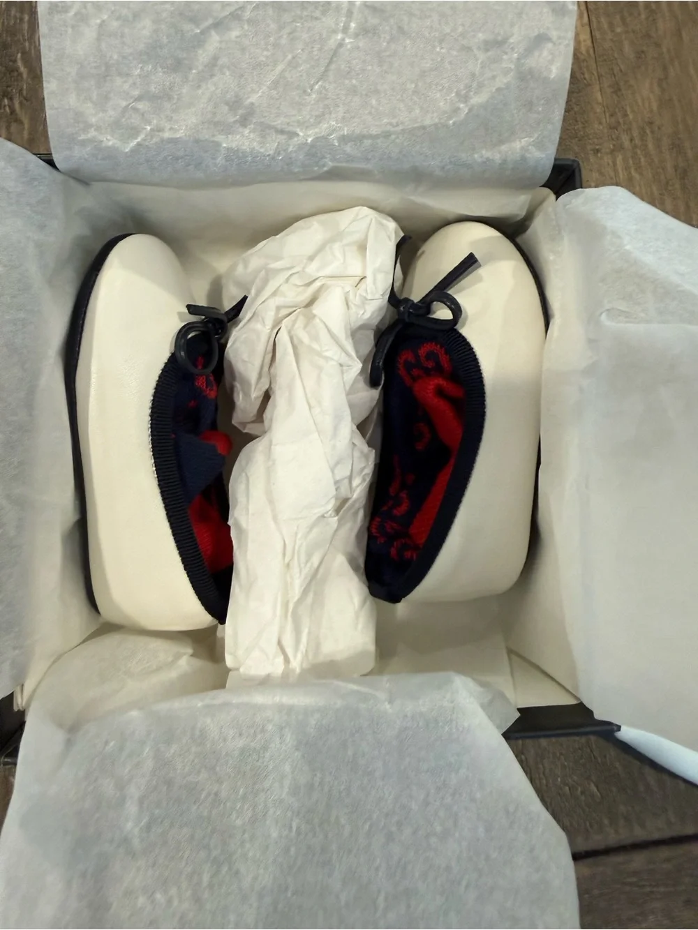 Gucci baby girl flats
